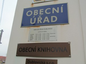informace u vchodu