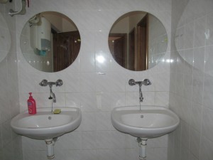 po použití WC vždy umýt ruce!