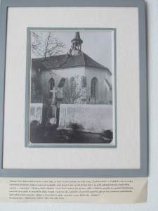 část Kostela Nejsvětější Trojice s malou věží
