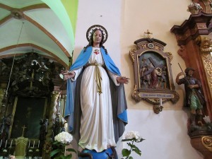Socha Panny Marie-Řezbář